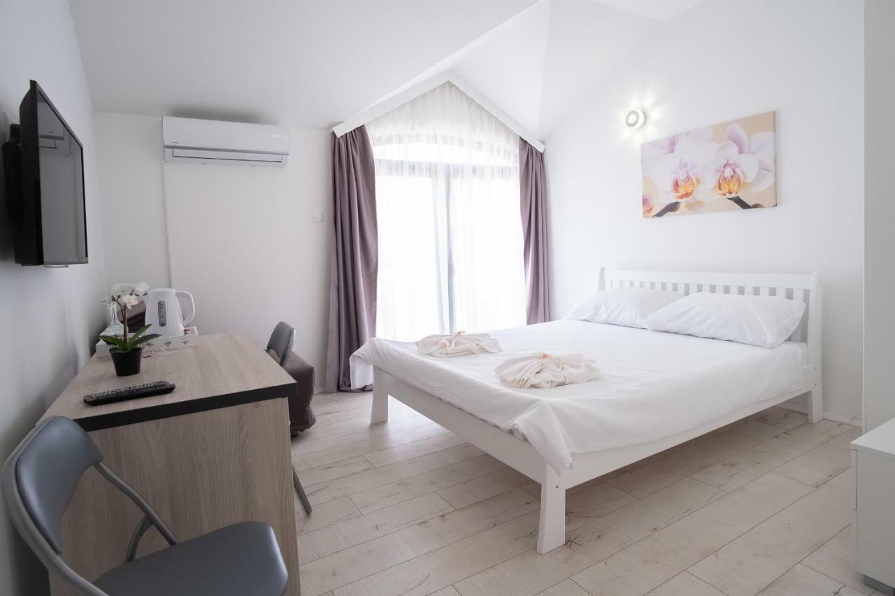 Apartmani Vila Kosa Требине Екстериор снимка