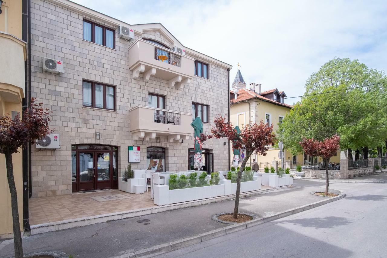 Apartmani Vila Kosa Требине Екстериор снимка