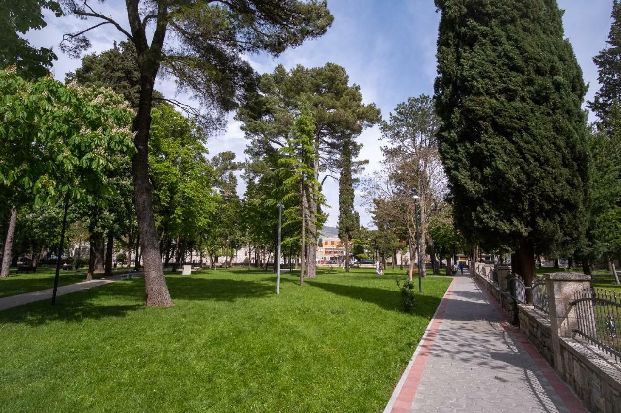 Apartmani Vila Kosa Требине Екстериор снимка