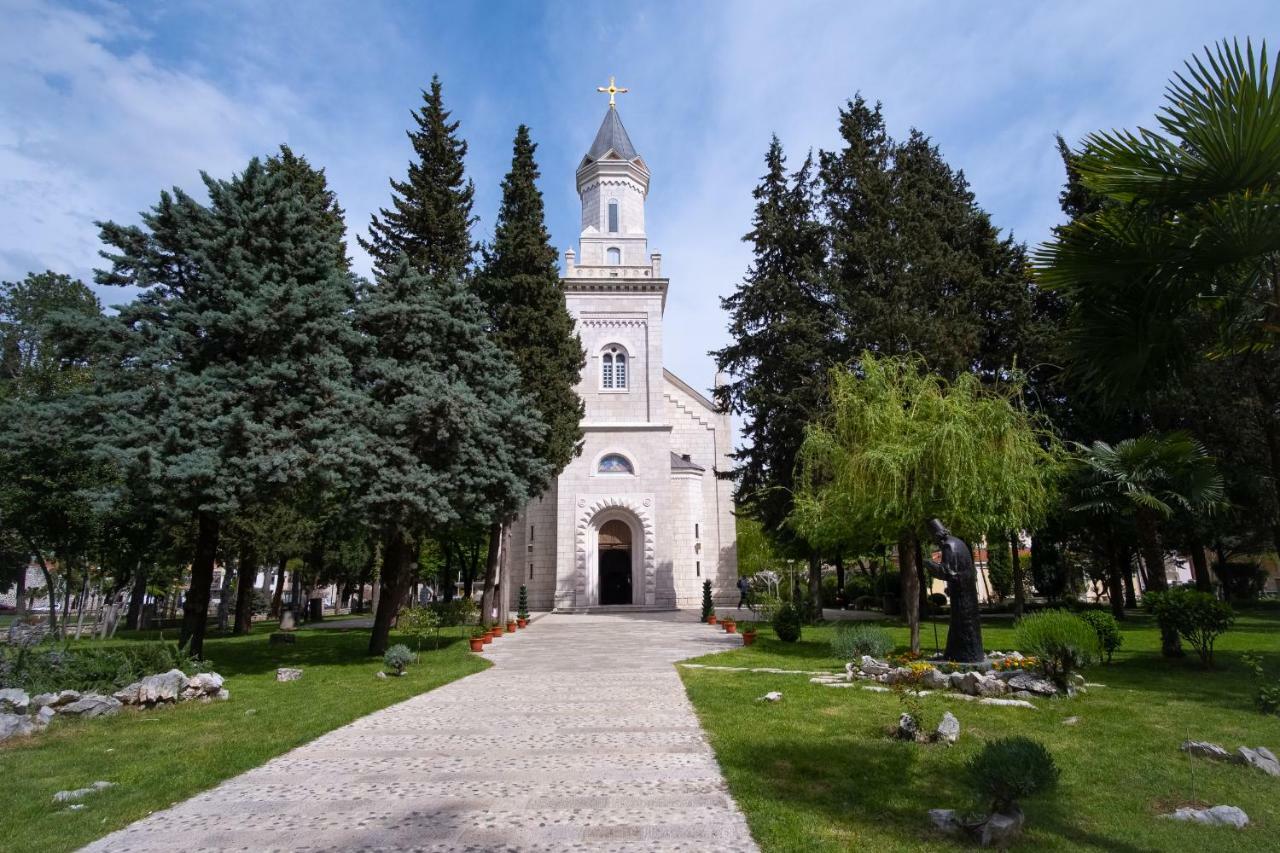 Apartmani Vila Kosa Требине Екстериор снимка