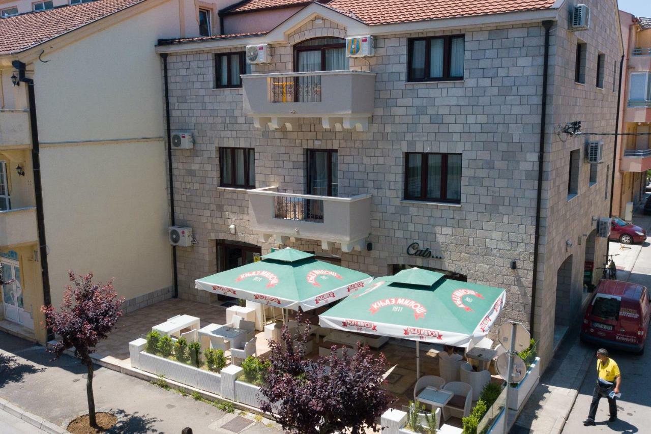 Apartmani Vila Kosa Требине Екстериор снимка